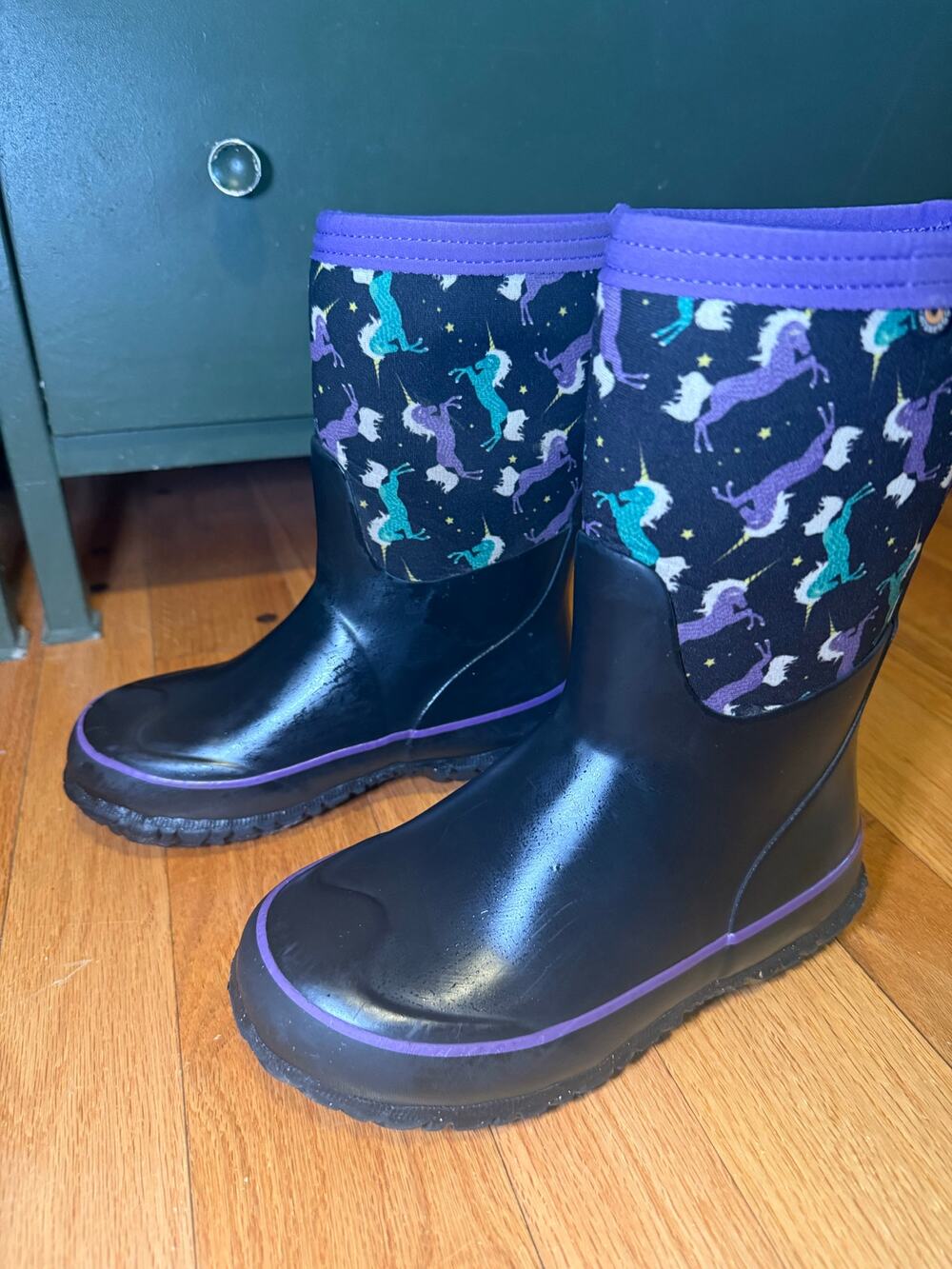 Bogs Classic Stomper Unicorn Boots Girls Youth Sz 1 Waterproof Winter